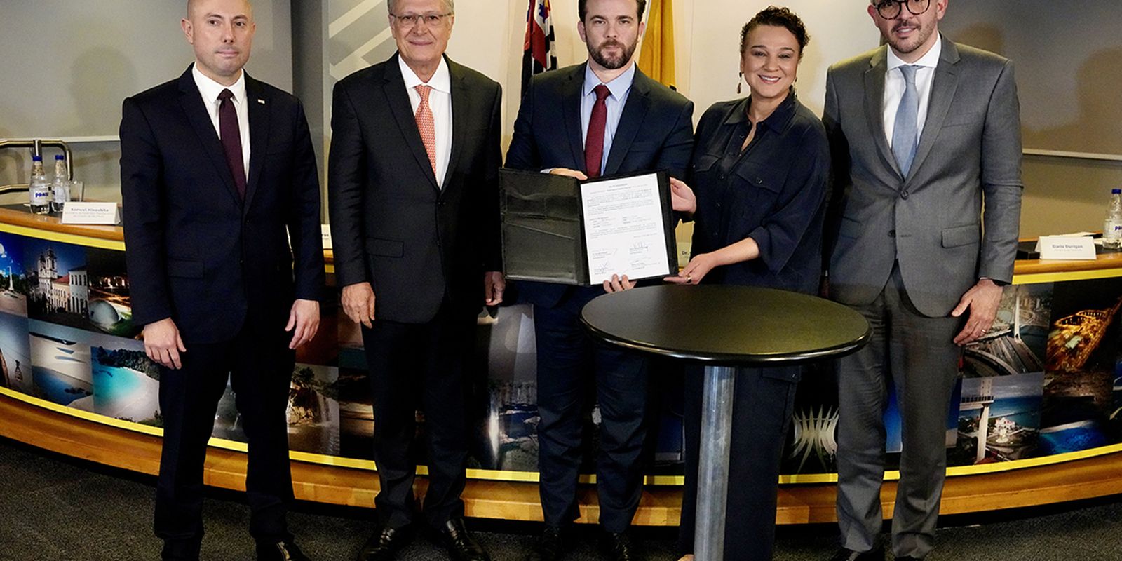 BB concede crédito para participação de SP no túnel Santos-Guarujá